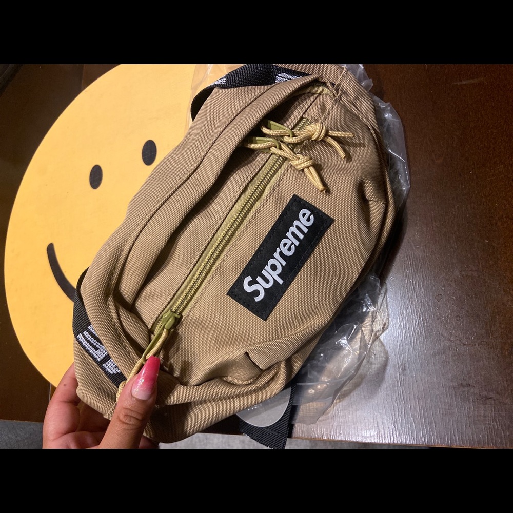 Supreme Fannypack